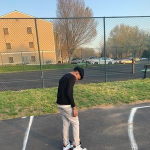 Meet your Posher, Naeem